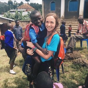 Meet your Posher, Caroline